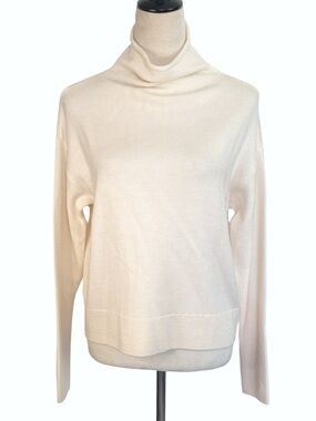 Wilfred Merino Wool Cream Turtleneck Sweater